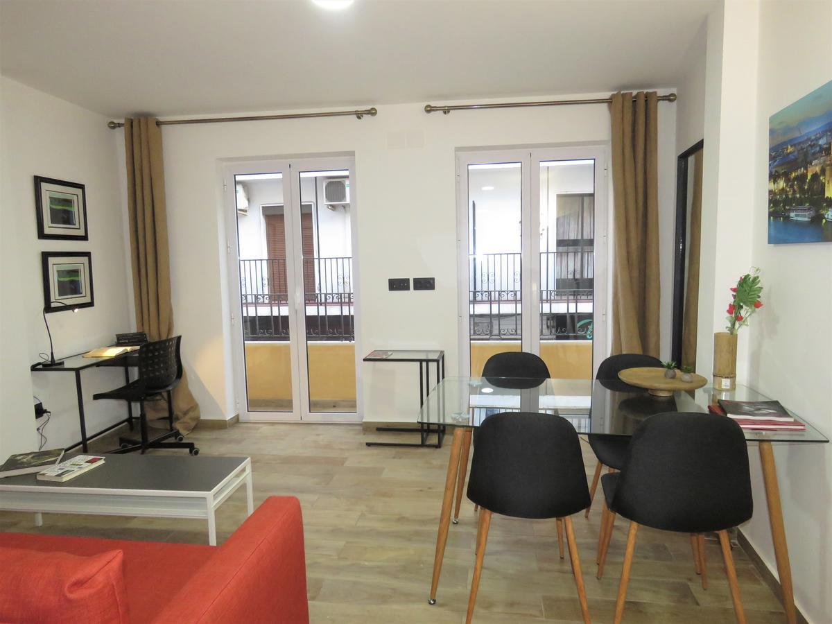 Living Sevilla Apartments Hercules ภายนอก รูปภาพ